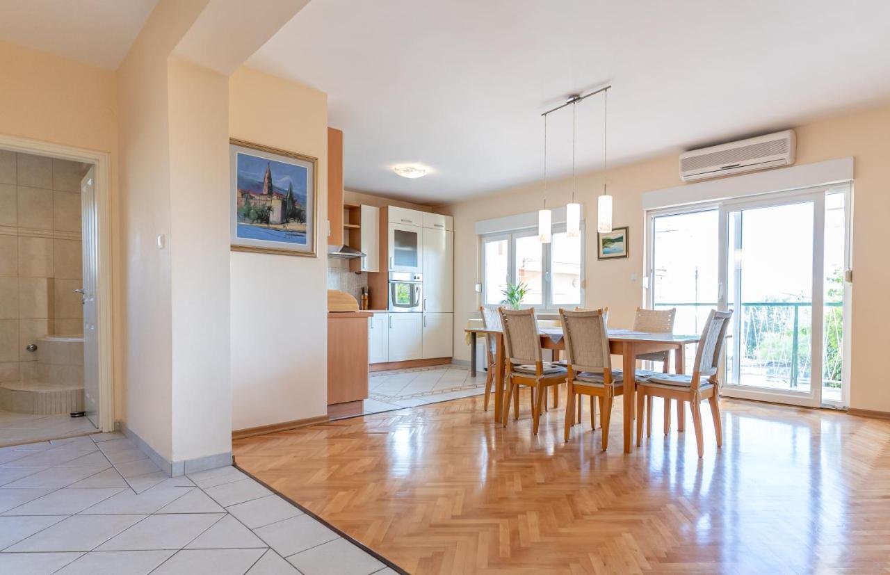 Kaštela Apartment Luno מראה חיצוני תמונה