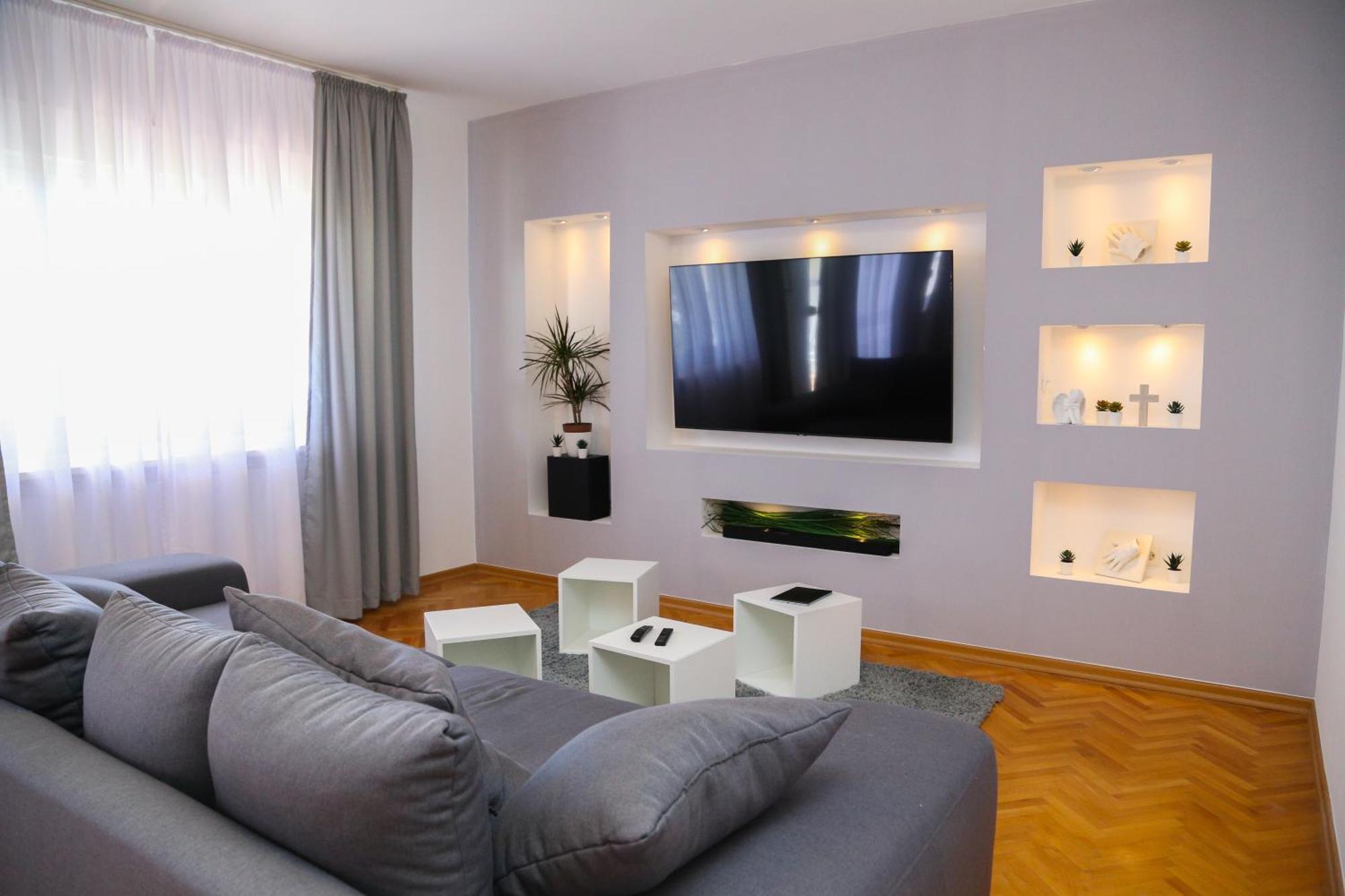 Kaštela Apartment Luno מראה חיצוני תמונה