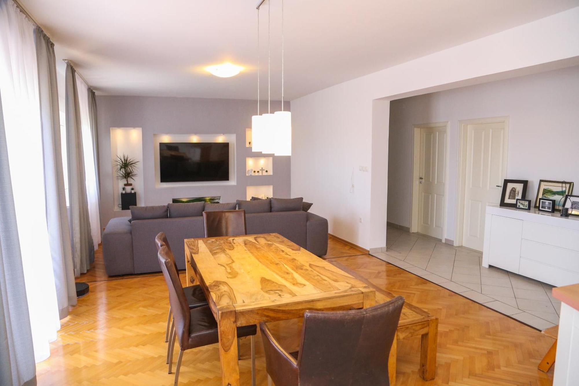 Kaštela Apartment Luno מראה חיצוני תמונה